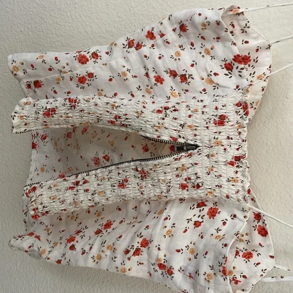 Reformation Liza Top Size 4 - Picture 8 of 11